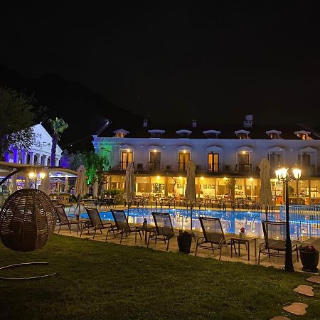 โกเจก ลิเกีย รีสอร์ต โฮเต็ล Hotel เกอเจค ภายนอก รูปภาพ
