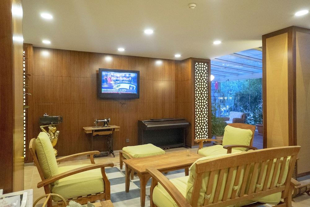 โกเจก ลิเกีย รีสอร์ต โฮเต็ล Hotel เกอเจค ภายนอก รูปภาพ